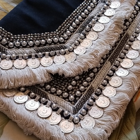 BOHO COLLECTION cross body silver coin clutch - Picture 5 of 9